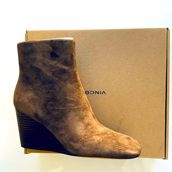 VINCE Women’s Andy Ankle Boots - Picture 5 of 8